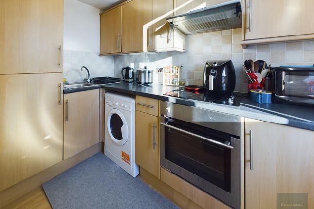 Flat for sale in Constantine Street, Plymouth