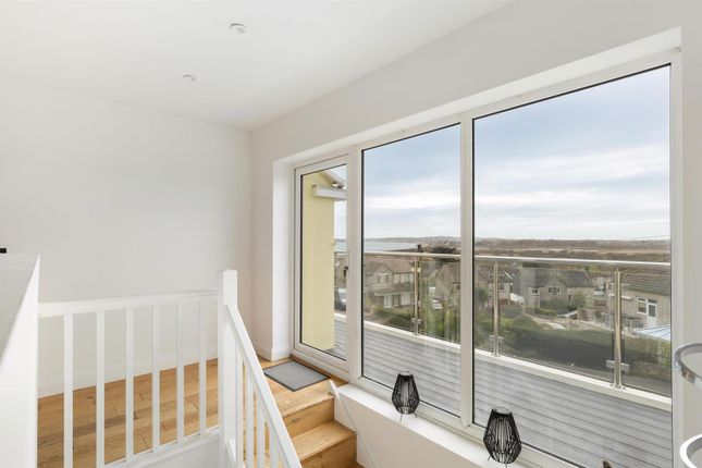 4, Overcombe Drive, Weymouth photo 3