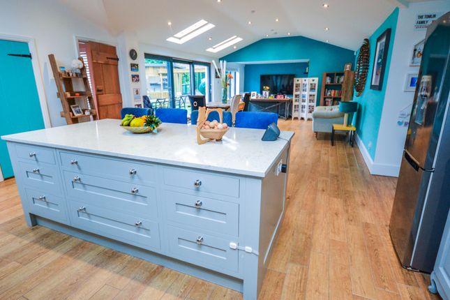 Open-Plan Kitchen And Family Room