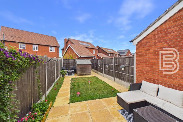 30, Caradon Way, Rugby photo 2