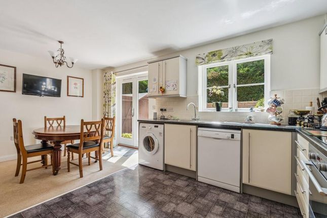 8 Stuart Court, Tempsford, Sandy photo 4