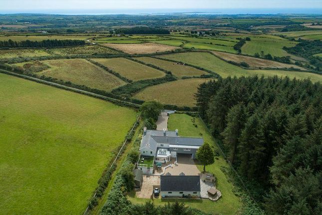 Country house for sale in Yn Rheash, Corlea Road, Malew
