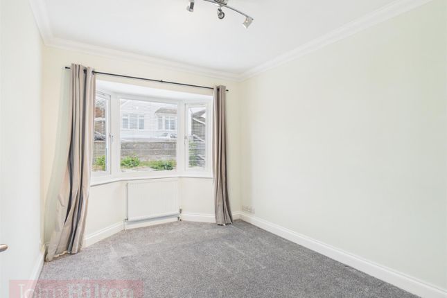 26, Farm Hill, Brighton photo 3