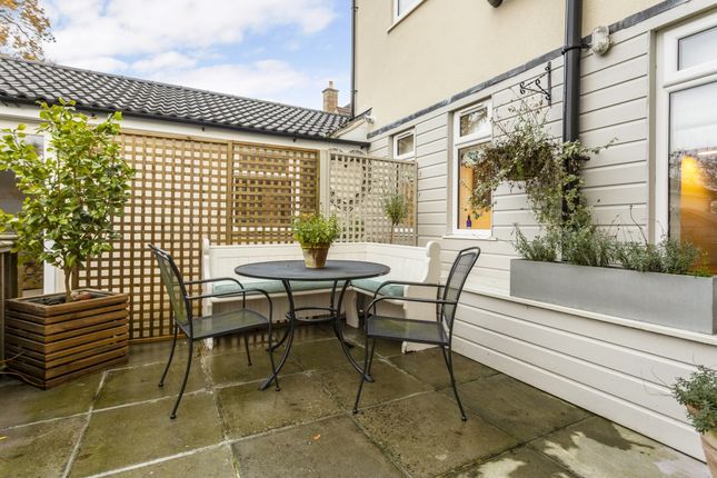 18 Elley Green 28...