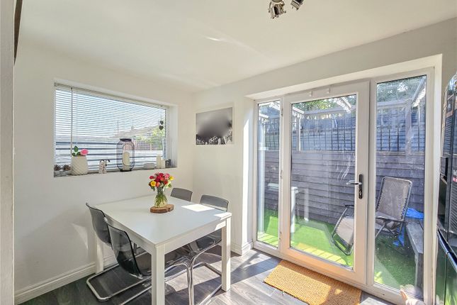 121, Crispin Way, Bristol photo 3