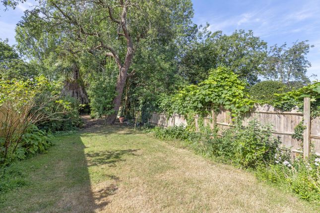 67, Woodwarde Road, London photo 4