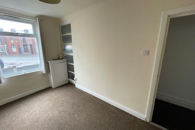 3, Thomas Street, Westhoughton, photo 4