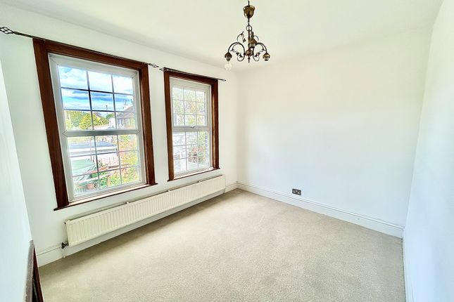 165, London photo 3
