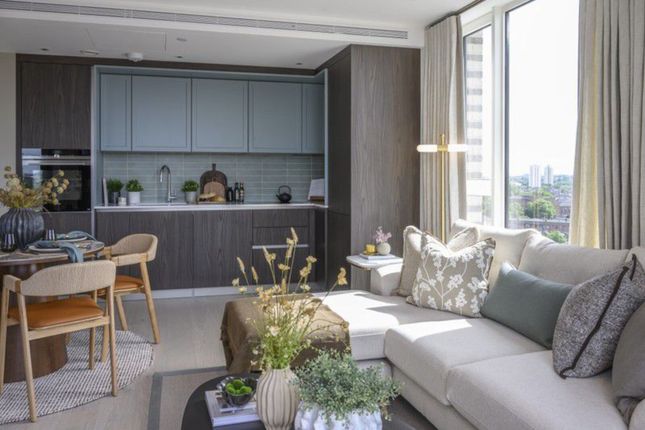 2-bed flat on Oval Village, Oval, £930,000
