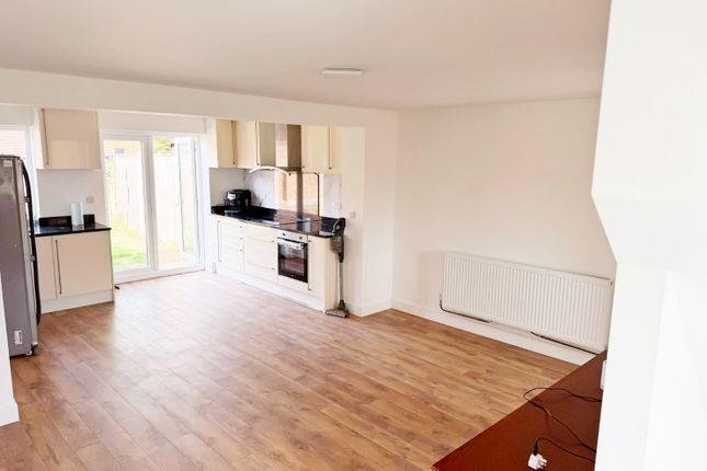 32, Rudyard Close, Luton photo 4
