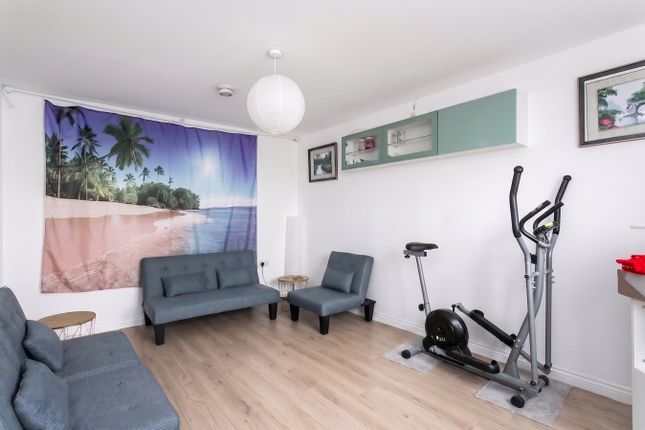 35, Milligan Drive, Edinburgh photo 2
