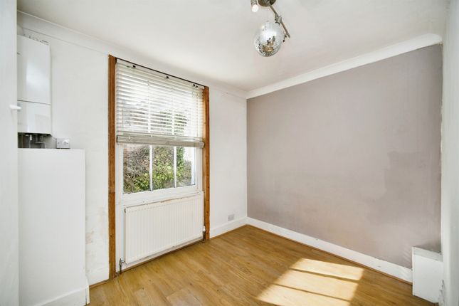 Flat for sale in St. Georges Terrace, Brighton