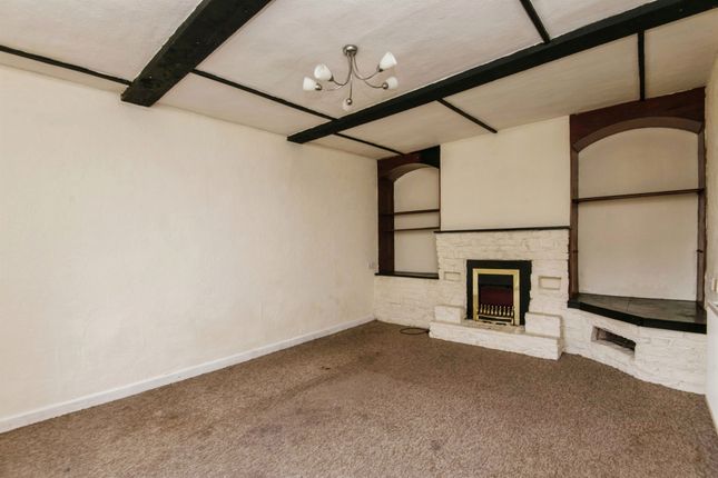 15, Higher Street, Cullompton photo 4