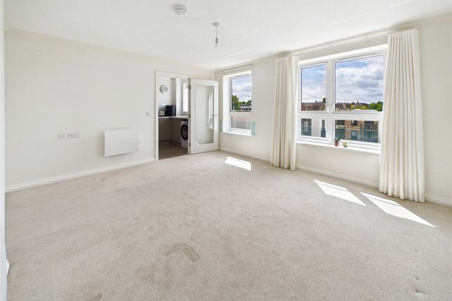 52 Mill Green Lodge,, Ryland Drive, Essex photo 2