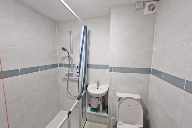 28, Lincoln Gate, Lincoln Road, Peterborough photo 5