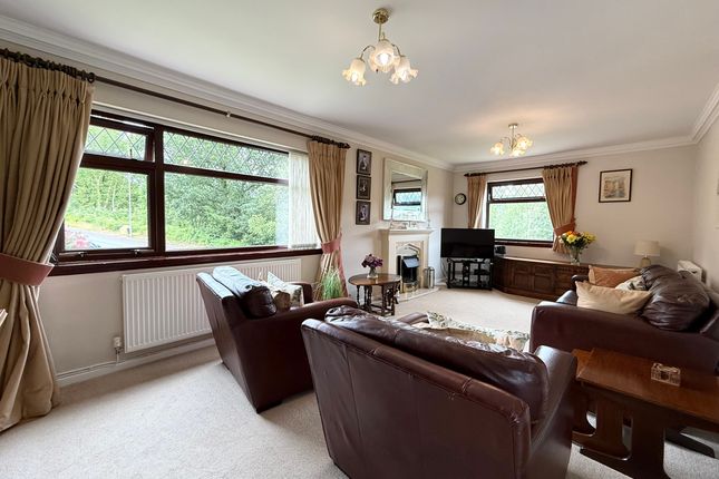 1 Cwm Alarch, Mountain Ash photo 2