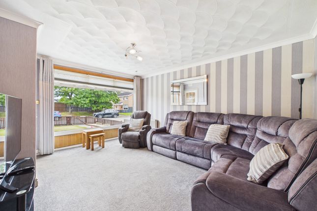 25 Myers Crescent, Uddingston photo 3