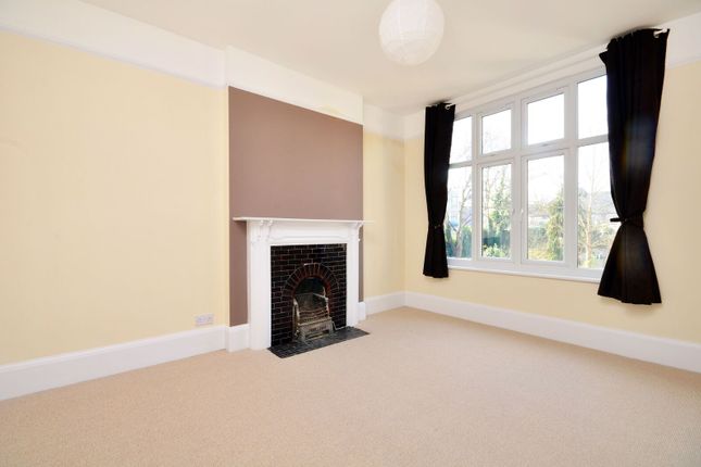 Kerrison Road, Ealing photo 4