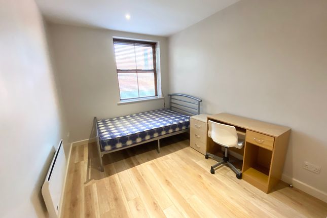 Flat 3, Leicester photo 5