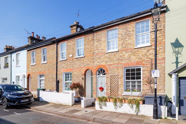 Terraced house for sale in Archway Street, 'little Chelsea'