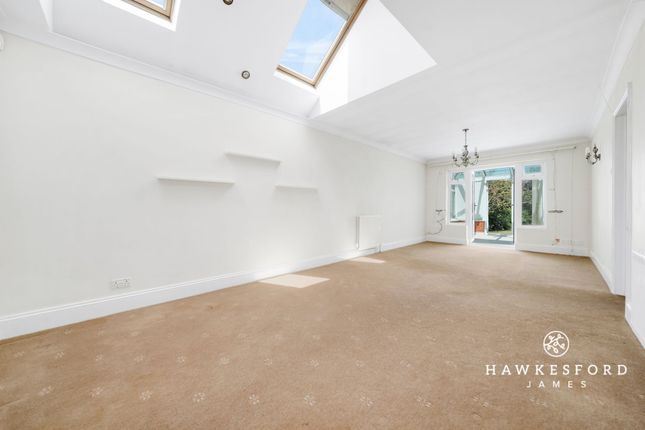 23 Highsted Road, Sittingbourne photo 2
