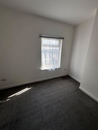 29, Stoke Old Road, STOKE-ON-TRENT photo 4