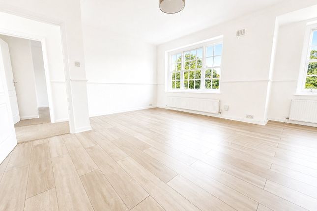 6 Parkside,, Vanbrugh Fields, London photo 3