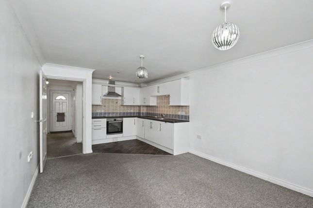 4, Lime Tree Place, Ipswich photo 3