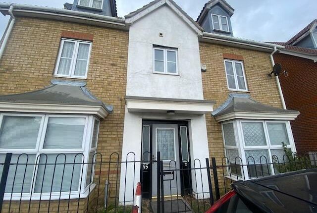 Room to rent in Mayflower Road, Grays