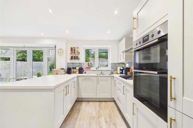 97, Geldart Avenue, South Cave photo 4