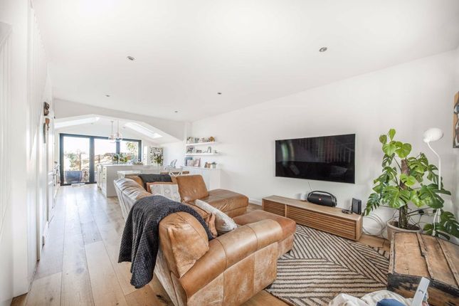 Thumbnail Property for sale in Huntingfield Road, London