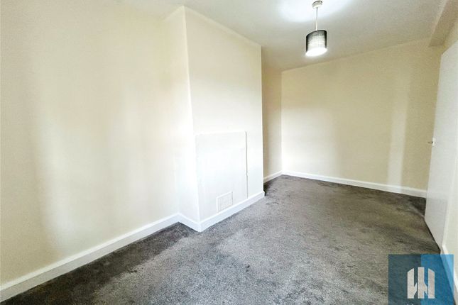 75, Baker Street, Huddersfield photo 4