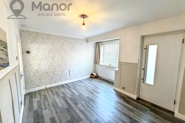 166 Elm Park Avenue, Hornchurch photo 4