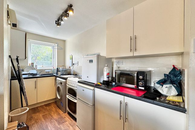 29, Collingwood Avenue, Newport photo 5