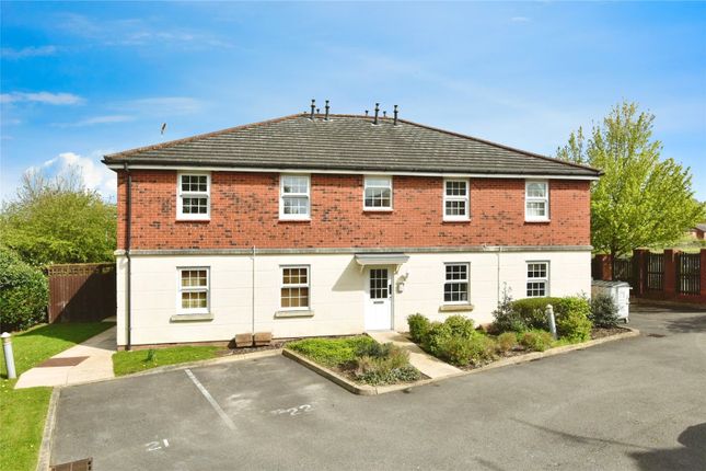 Flat for sale in Clonners Field, Stapeley, Nantwich, Cheshire