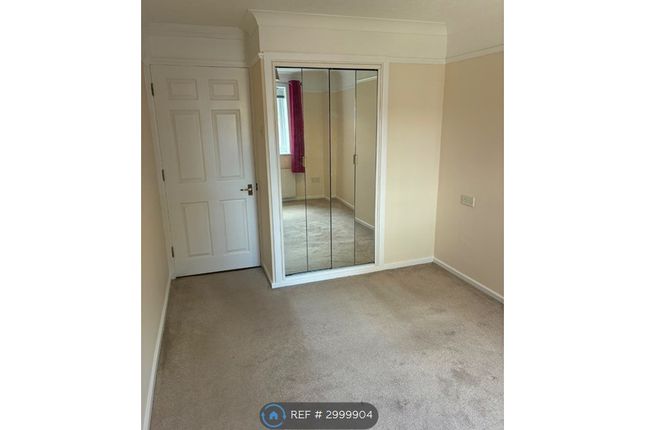 Flat, The Anchorage Belvedere Road, Burnham-On-Crouch photo 5