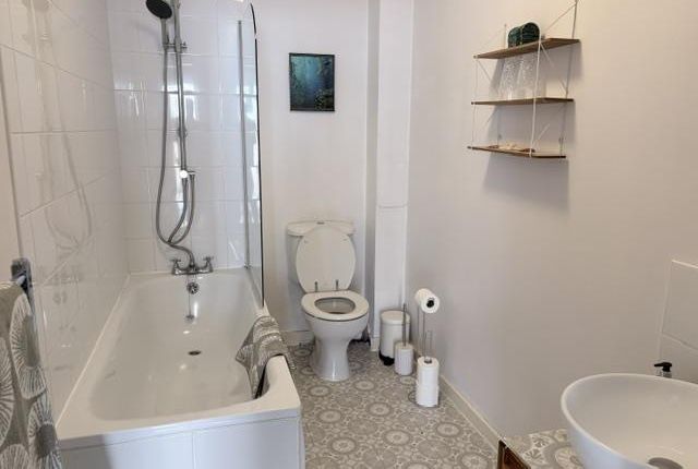 54 Hillpark Wood, Edinburgh, EH4 7SZ, Edinburgh photo 3