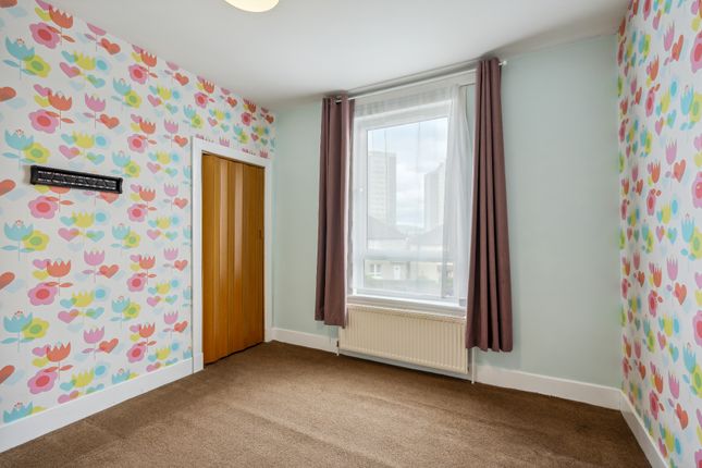 Flat to rent in Duncombe Street, Maryhill, Glasgow