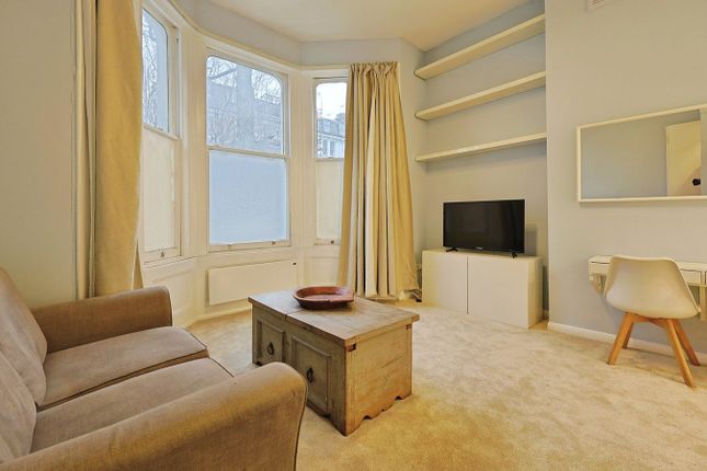 Flat 3, 2, Sinclair Road, London photo 2