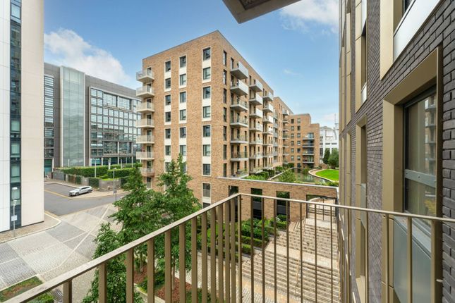 Flat for sale in Palace Arts Way, Wembley Park, Wembley