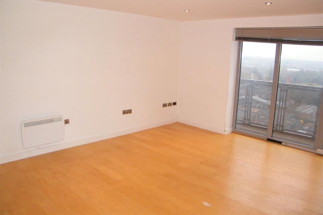 Flat for sale in The Horizon, 2 Navigation Street, Leicester
