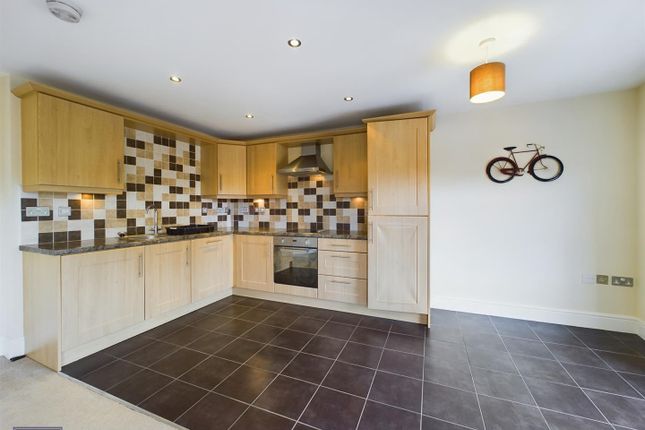 21, Copperfield House, Barton Upon Humber photo 2