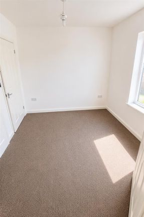 22, Victoria Orchard, Maidstone photo 5