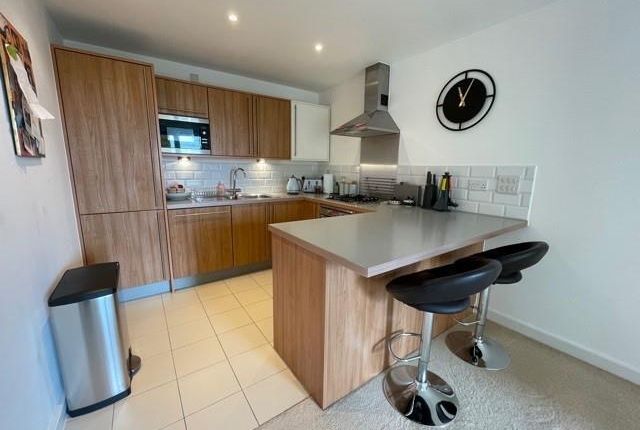 2-bed flat on 20, Buckler Court, London, £600,000
