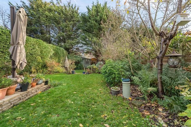 14, Lancaster Avenue, South Woodford photo 2