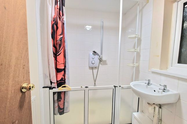 24, Scholefield Lane, Wigan photo 3
