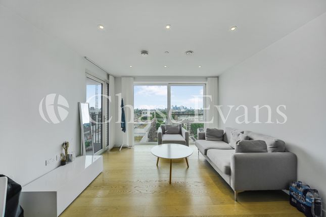 Flat for sale in Elephant Park, Elephant &amp; Castle, London