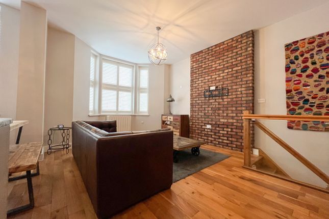 Flat 1, 1-3, Howard Gardens, Cardiff photo 3