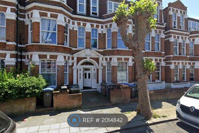 Thumbnail Room to rent in Rutland Park Mansions, London