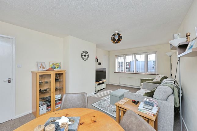 30, Langmere Road, Thetford photo 3